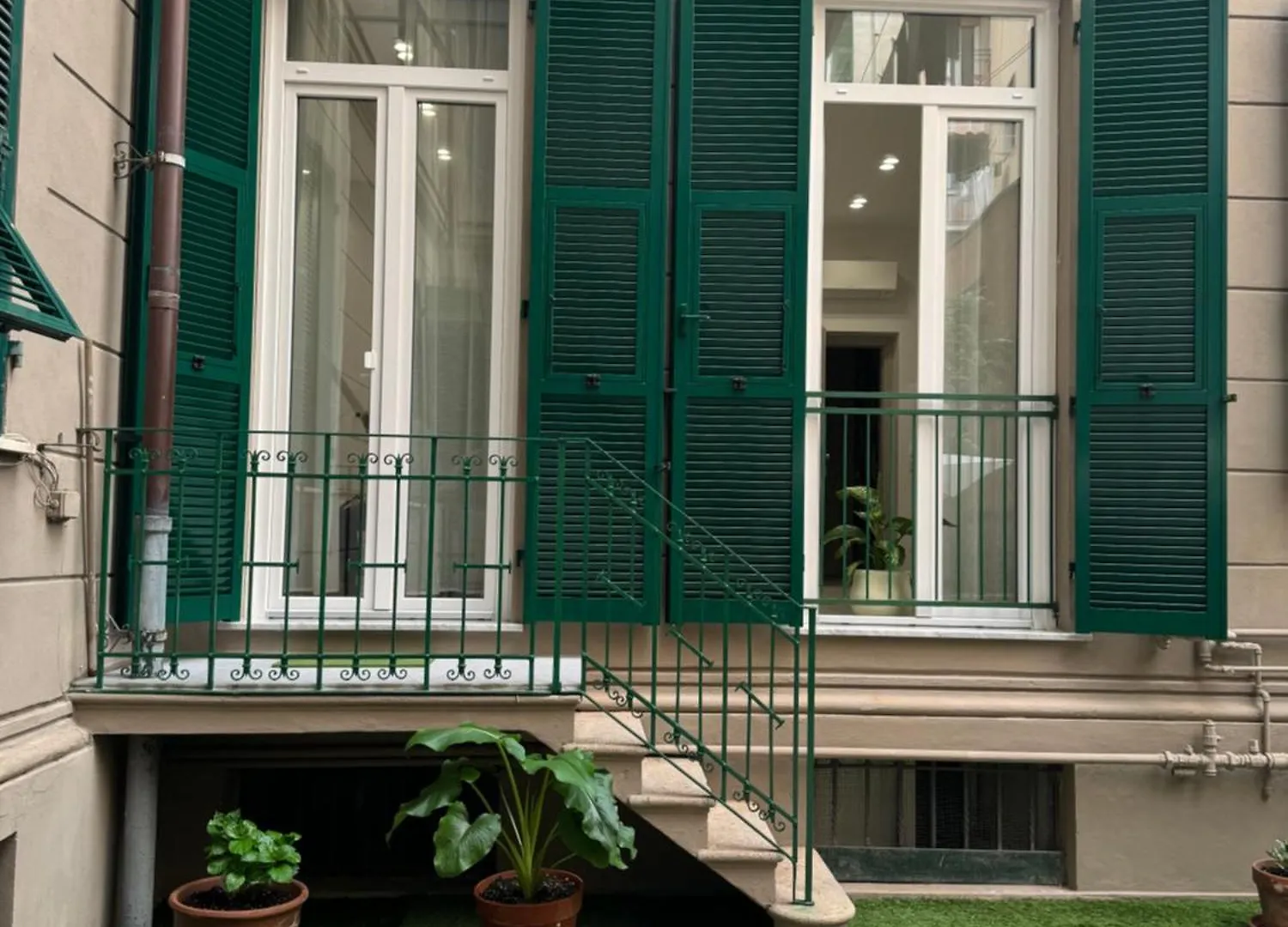 Lina Suites & Rooms La Spezia 0*,
