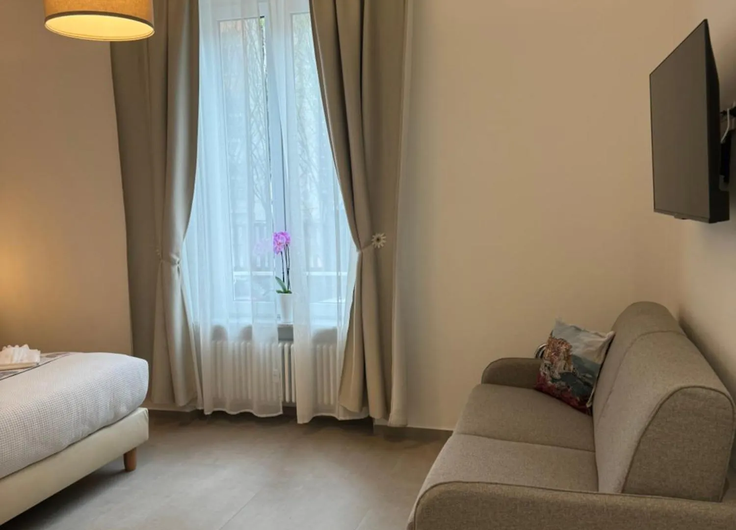 Lina Suites & Rooms La Spezia 0*,